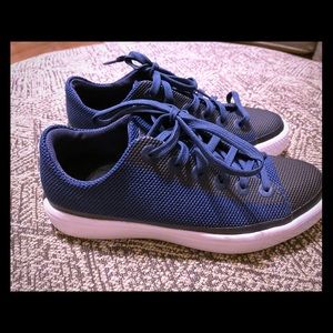 Boys Converse Size 4 SOLD